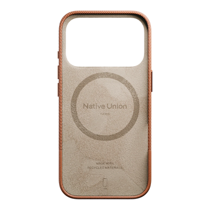(Re)Classic Case For Iphone 17 Pro Tan