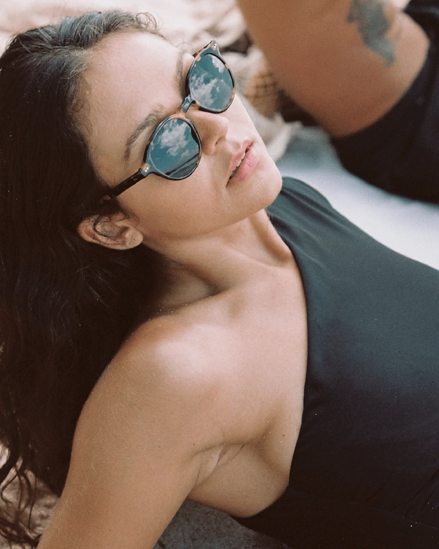 Kiwi Earth Sunglasses