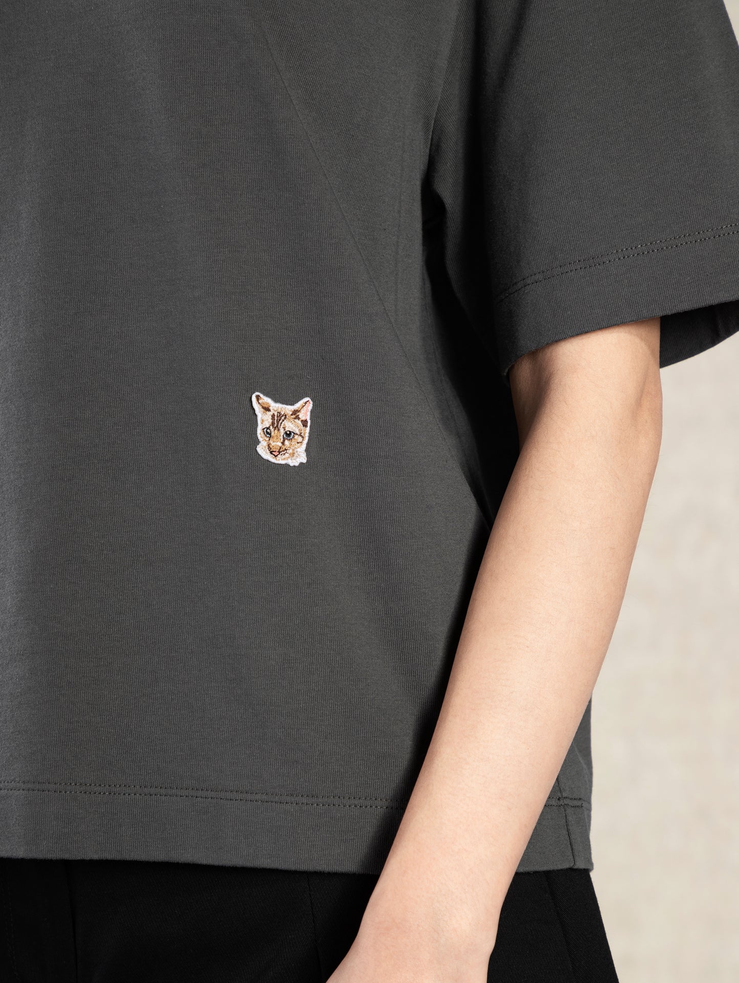 Nova Boxy Tee Dk Shadow