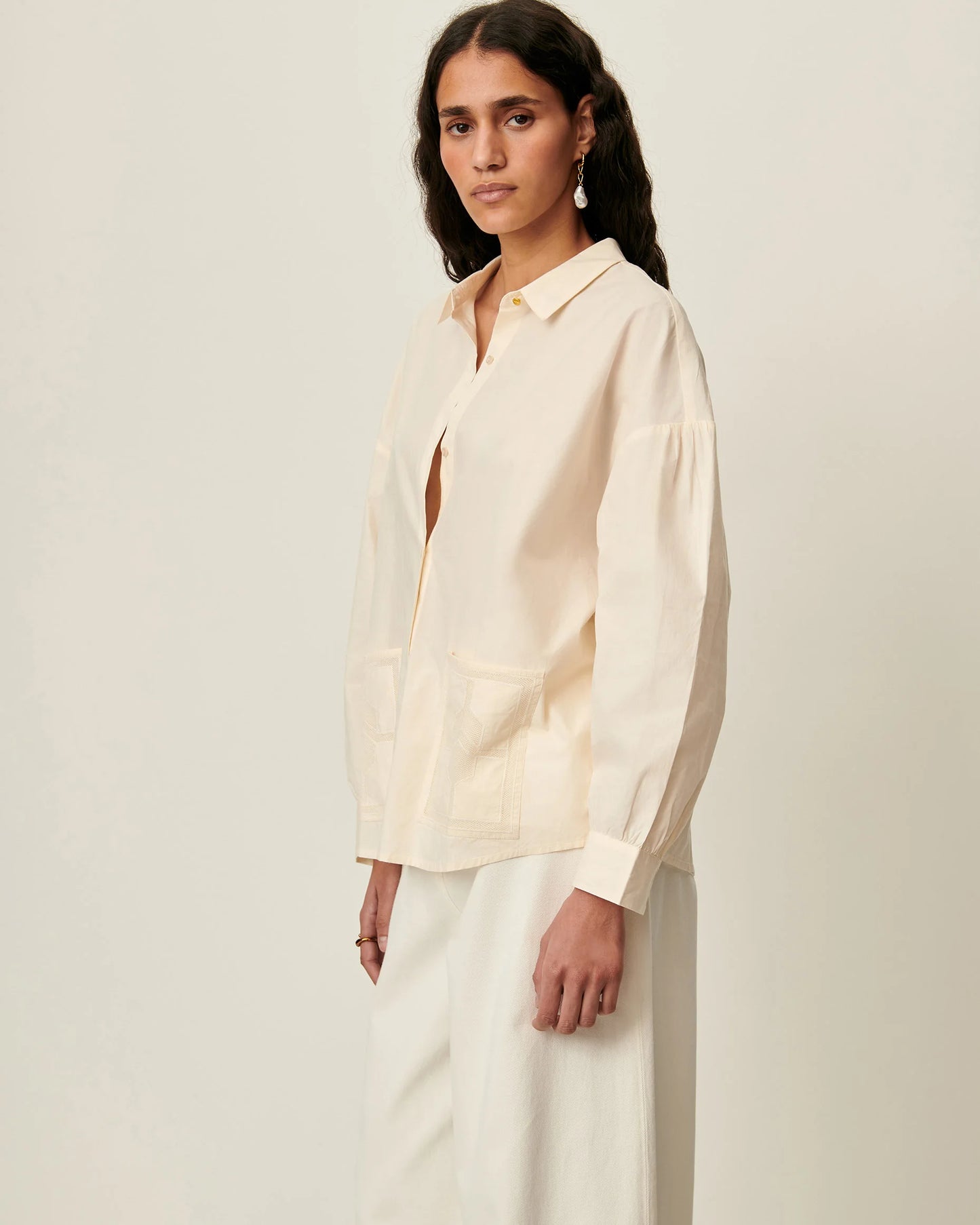 Flores Back Cut-Out Shirt