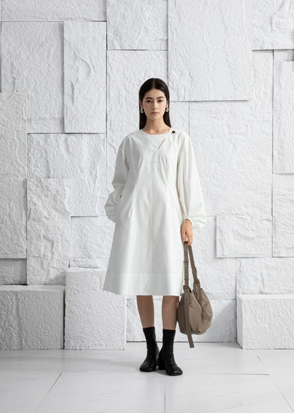 Medium Dumpling Crossbody