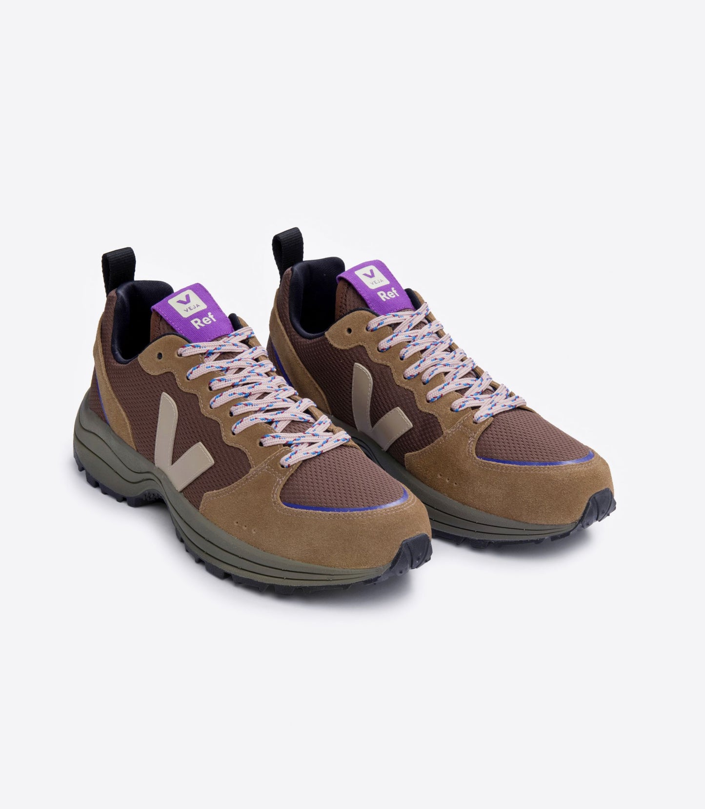 Veja x Reformation Venturi Alveomesh Reformation Walnut (women)