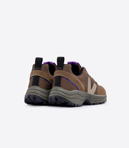 Veja x Reformation Venturi Alveomesh Reformation Walnut (women)