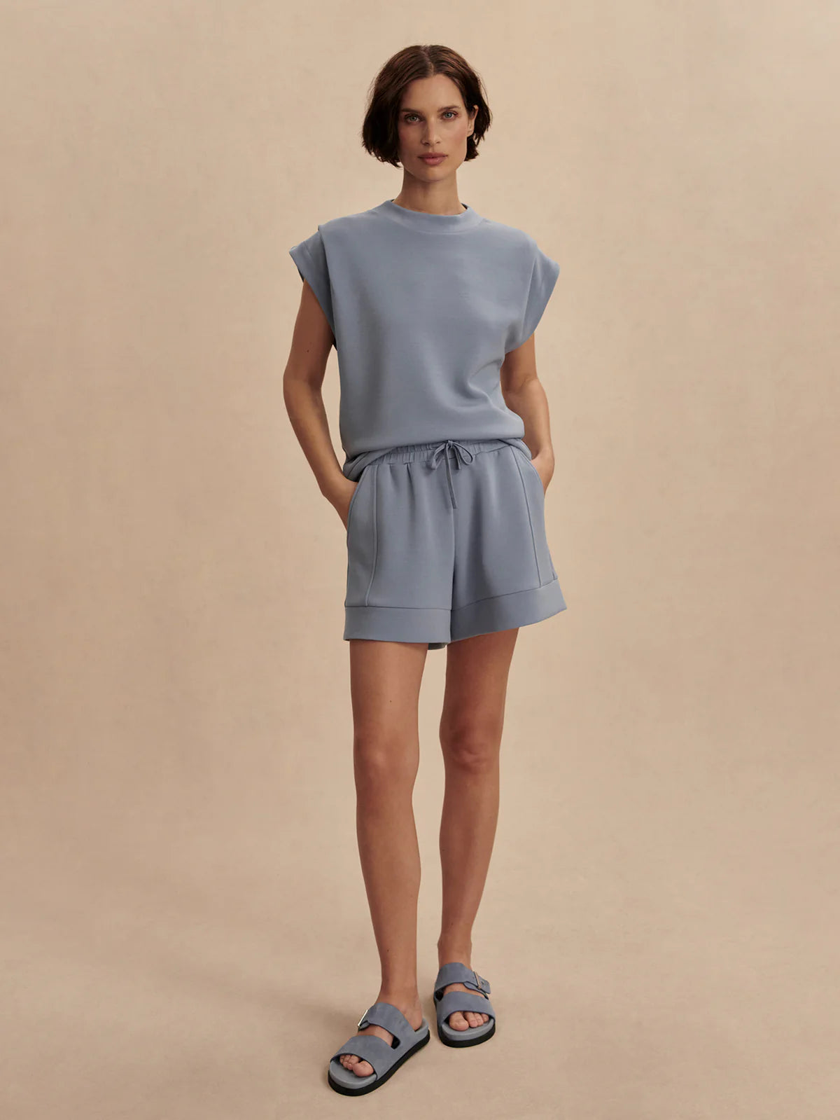 Atrium High Rise Short 4.5