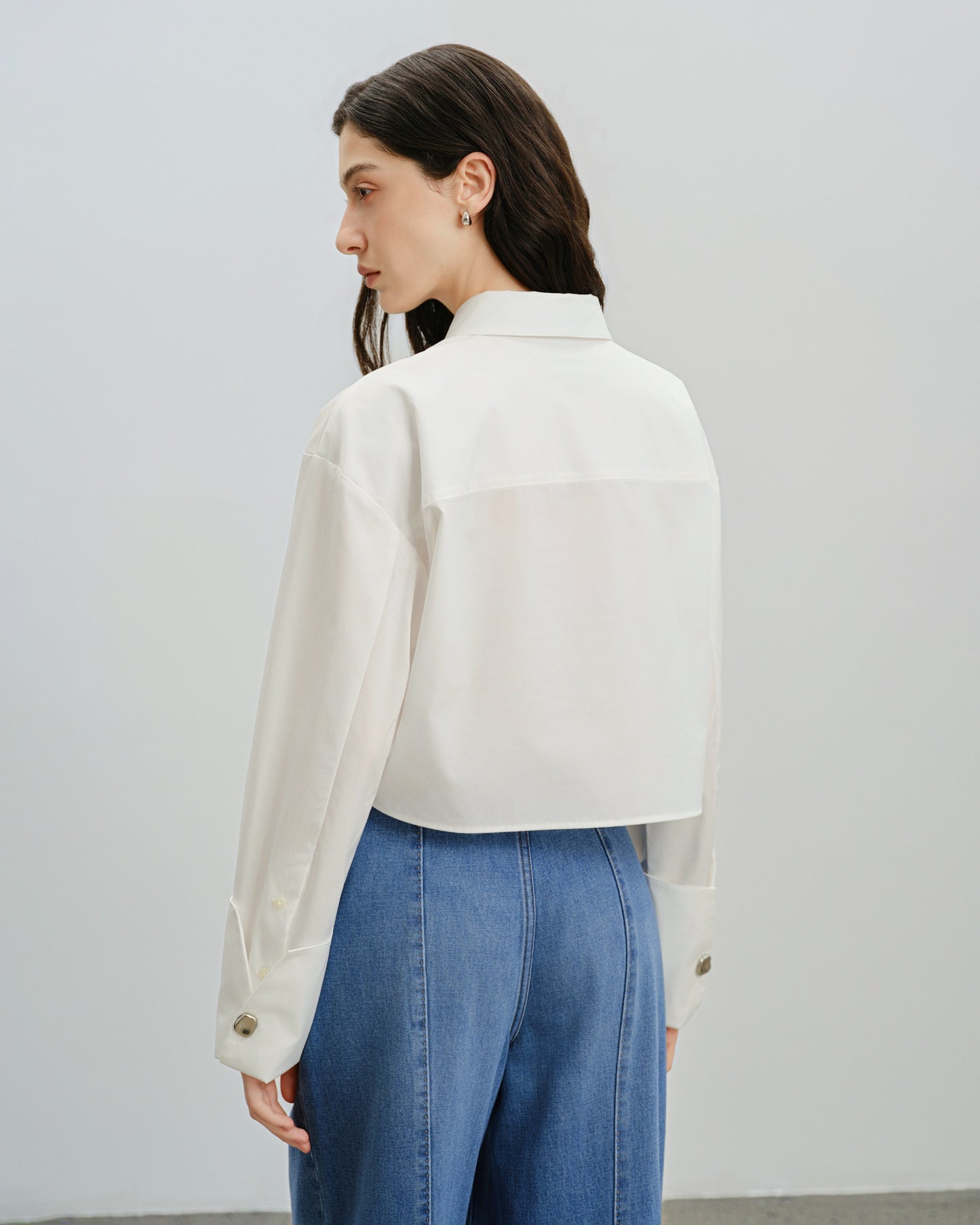 Folded Cuff Cropped Shirt