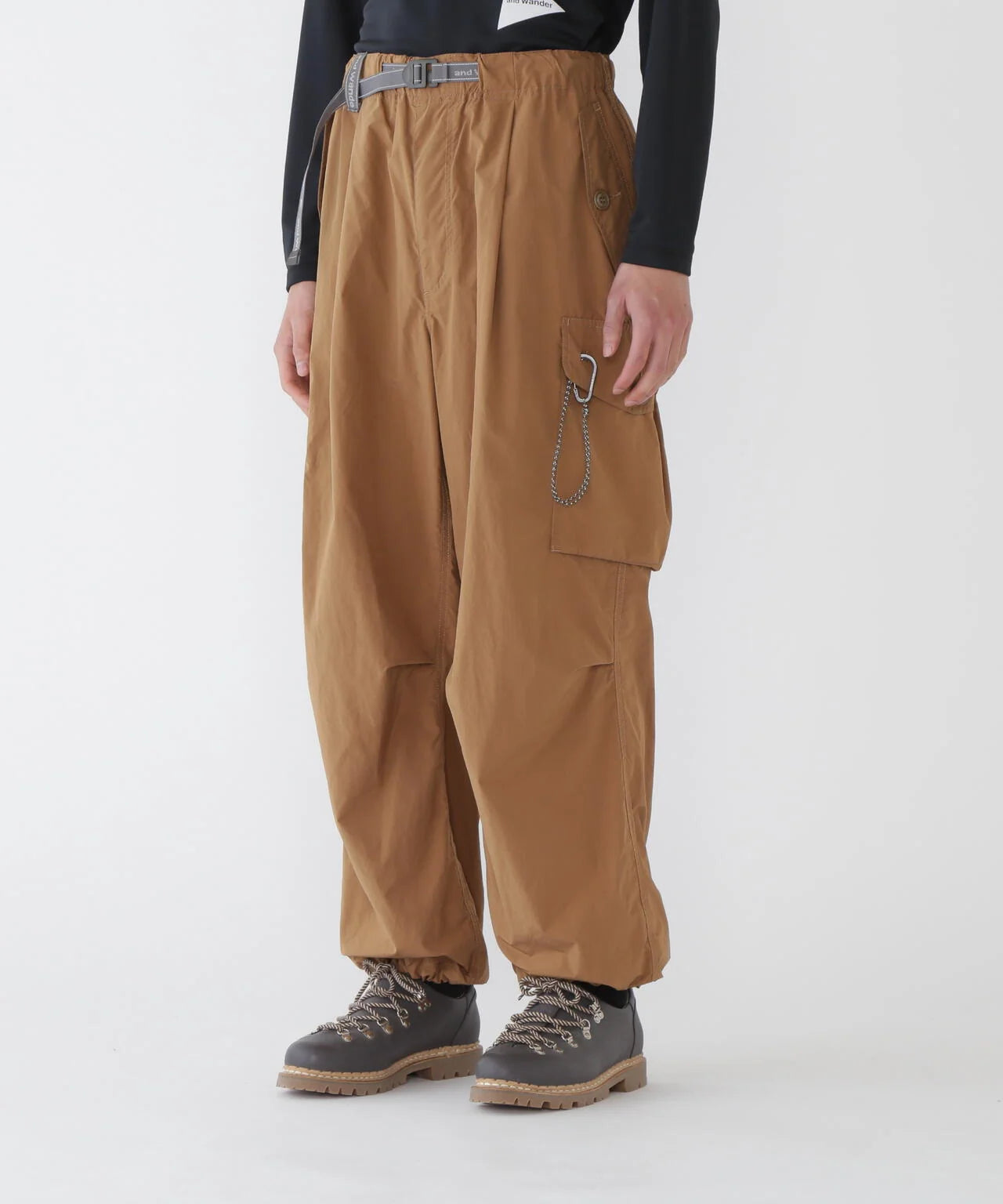 103 Oversized Cargo Pants