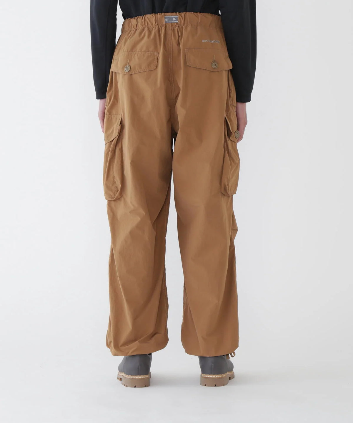 103 Oversized Cargo Pants