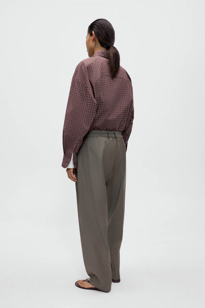 Virgin Wool Masculine Barrel Pants