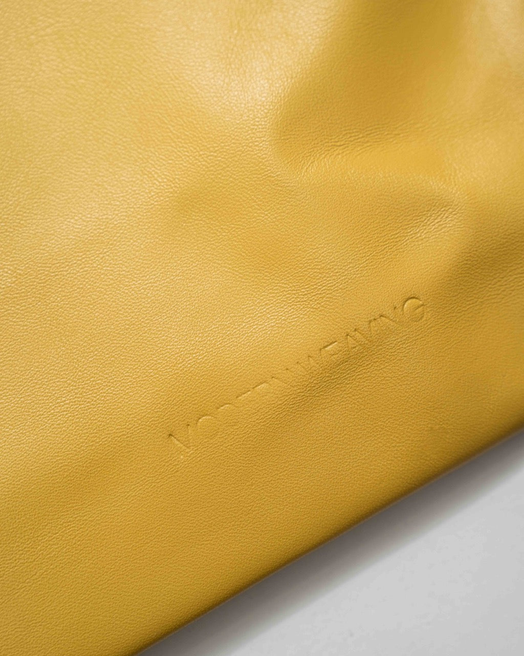 Narrow Oval Relaxed Tote_Banana