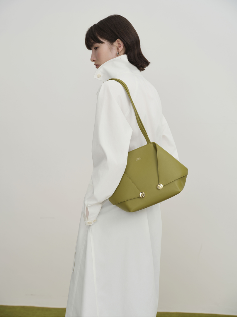 Small Collar Nappa Tote