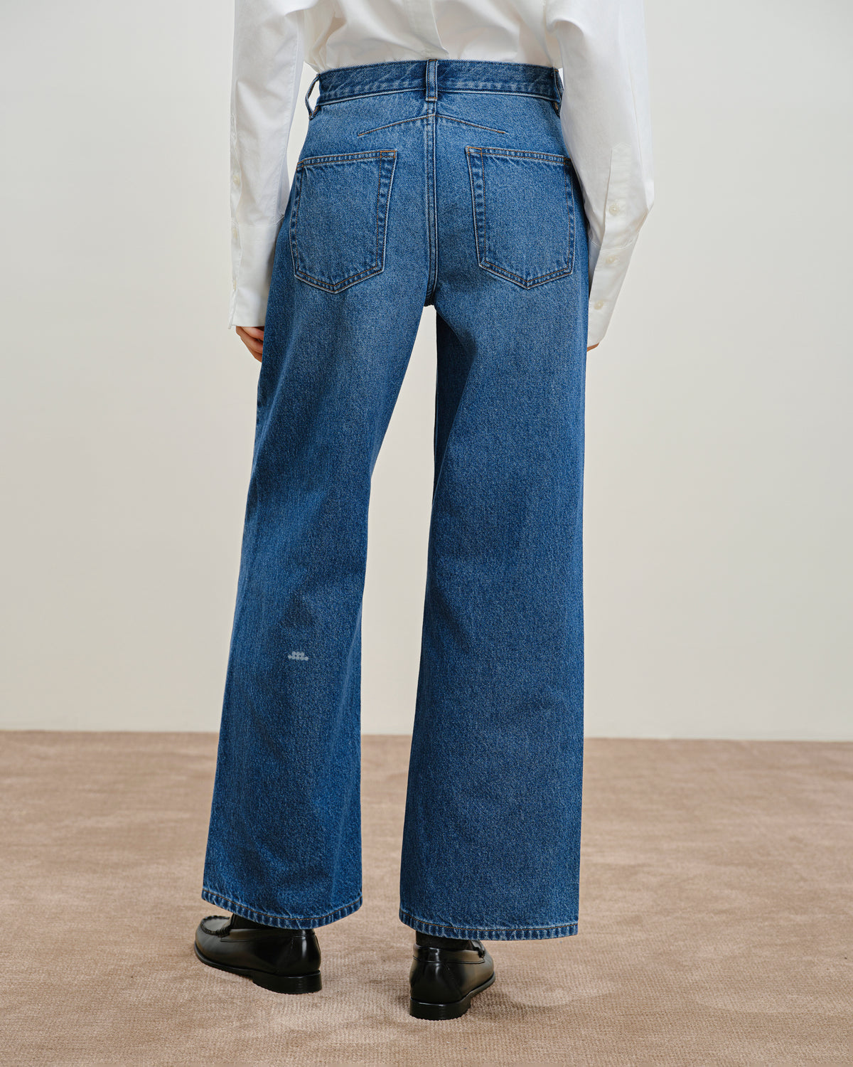 Loose Fit Jeans