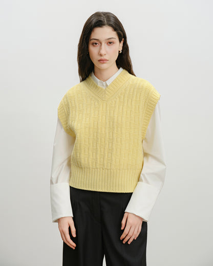 Oversized Knitted Vest