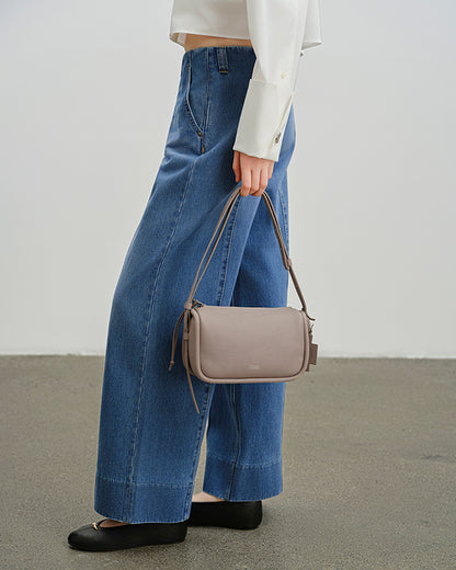 Small Loaf Pebble Crossbody