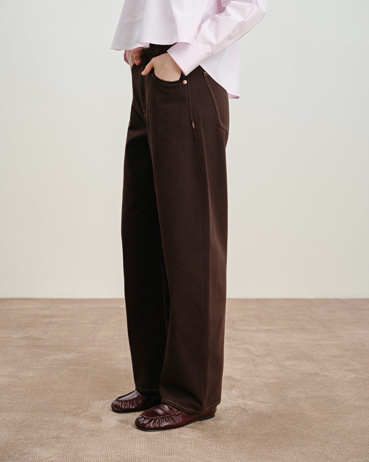 Round Jeans Coffee Bean