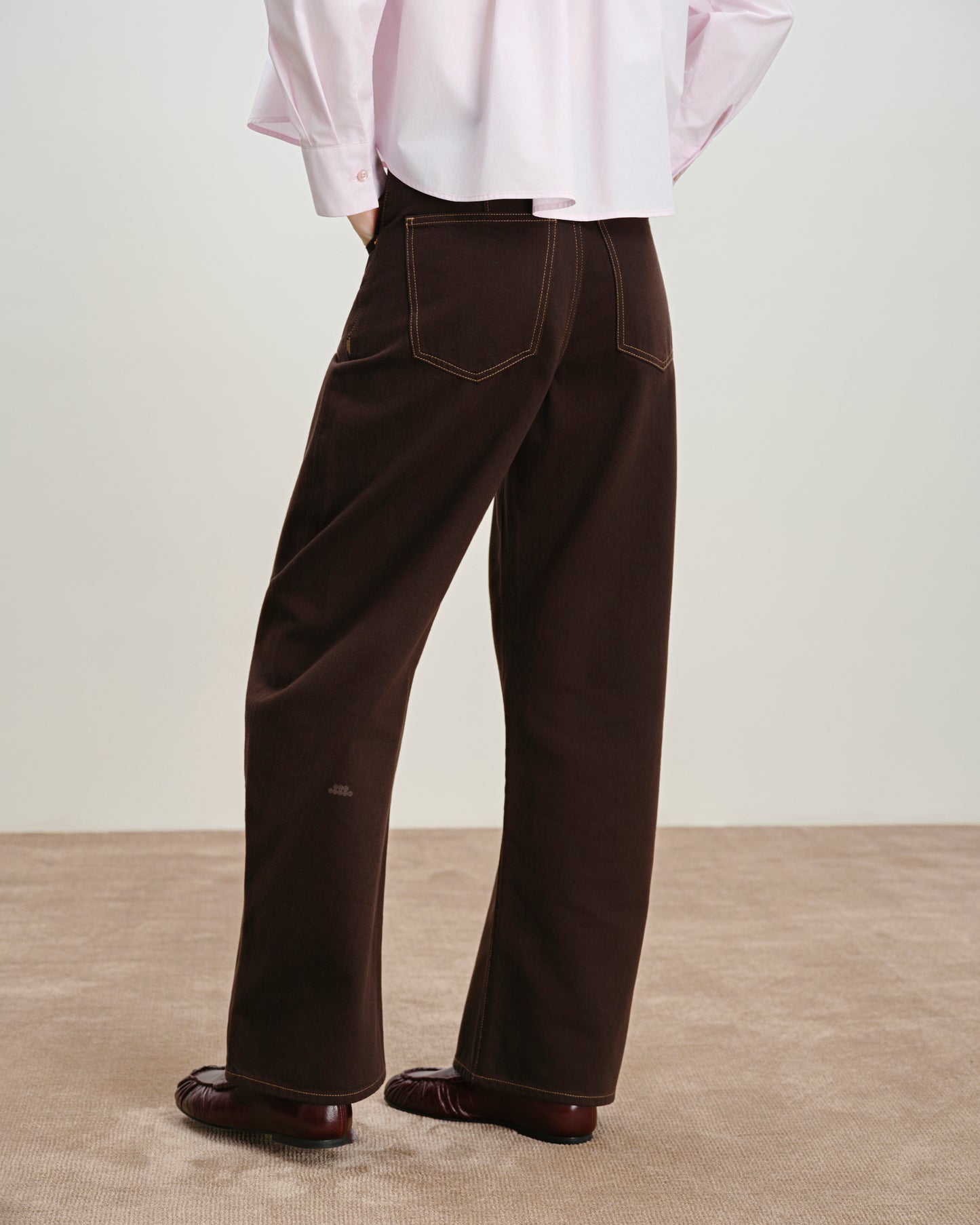 Round Jeans Coffee Bean