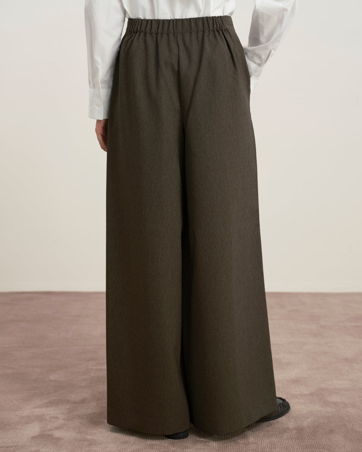 Tufted Waist Baggy Trousers