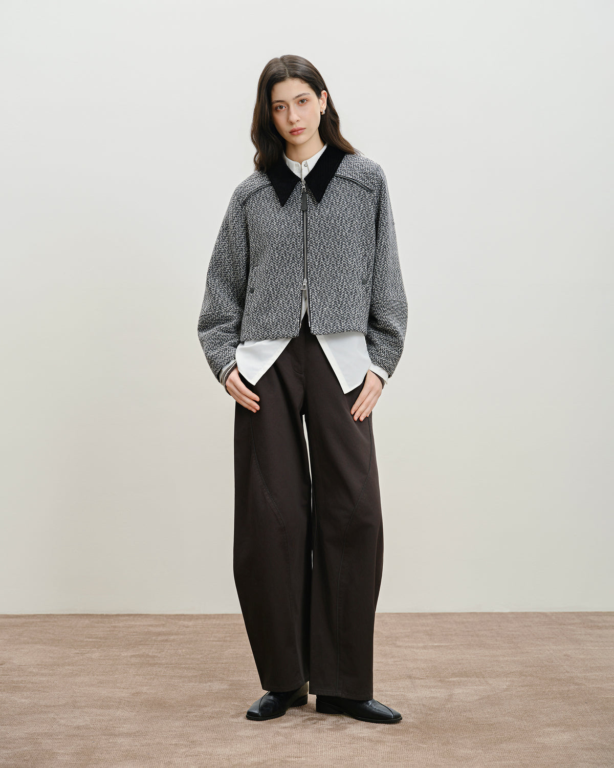 Pointed Collar Tweed Jacket
