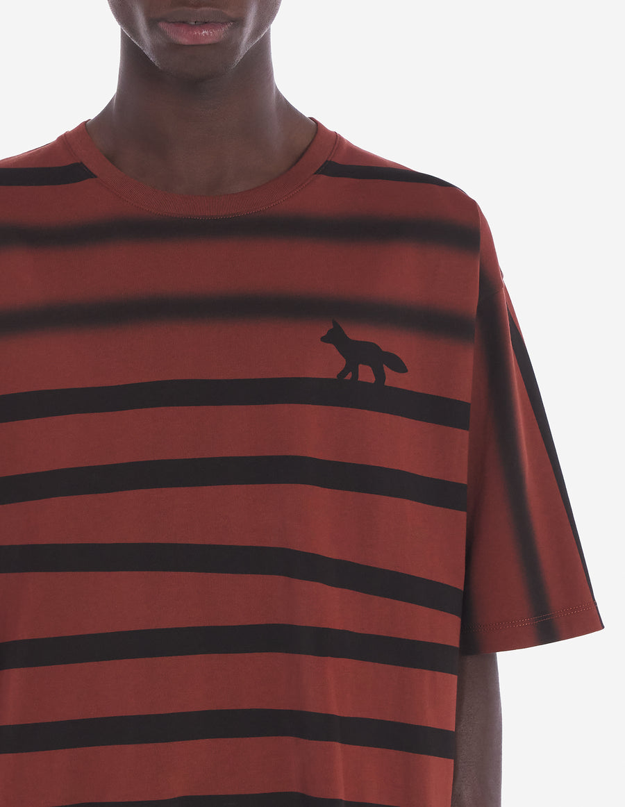 Kajsa Profile Fox Breton Easy Tee-Shirt Mahogany Brown Stripes (men)