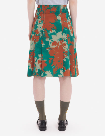 Knee Pleated Wrap Skirt In Bouquet Rust/Emerald Green Floral Cameo