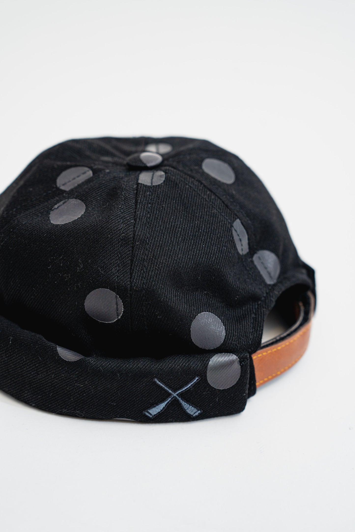 Miki Dot Black