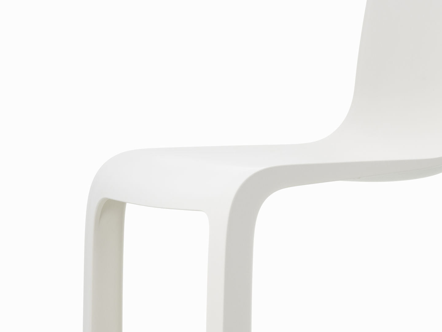 EVO-C (Full Plastic Chair, Ivory)