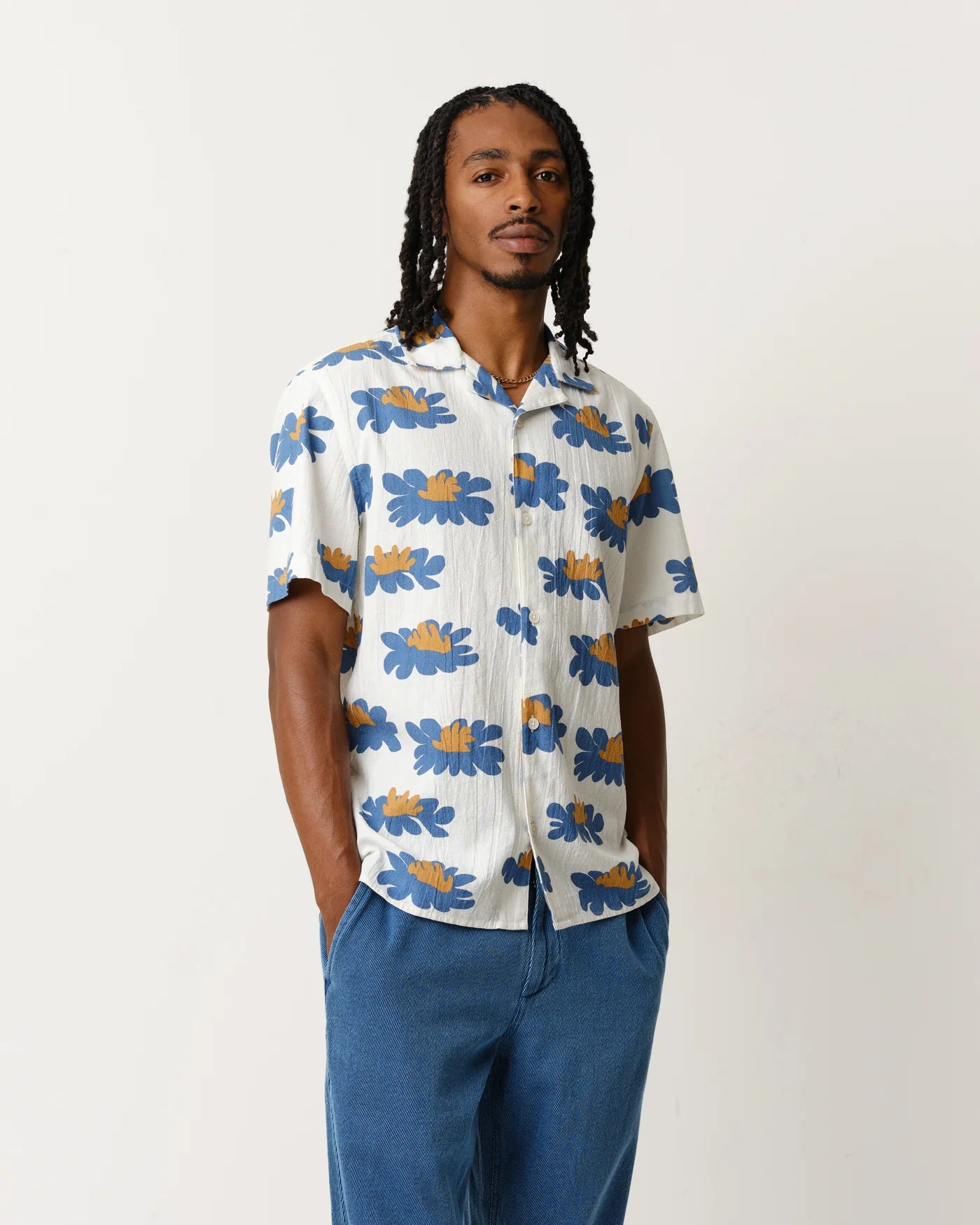 Wax London | shirts for men - Didcot SS Shirt | Blue Lily | kapok