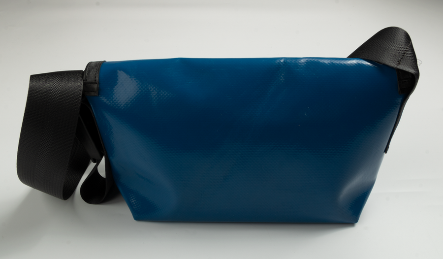 F41 HAWAII FIVE-0 Messenger Bag Lightweight S (Blue Printed)
