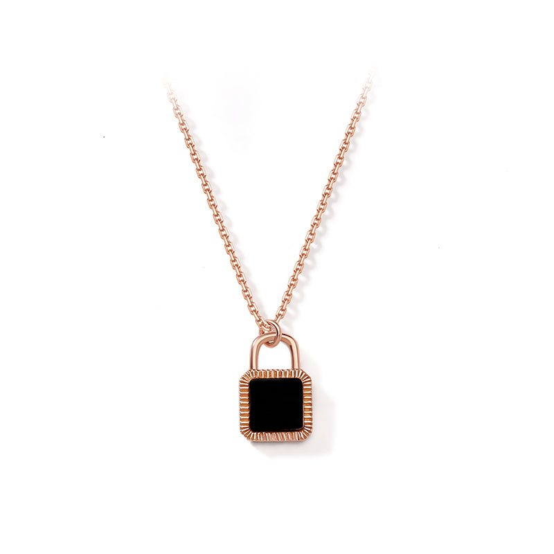 Unlock Necklace Black Agate 18K gold