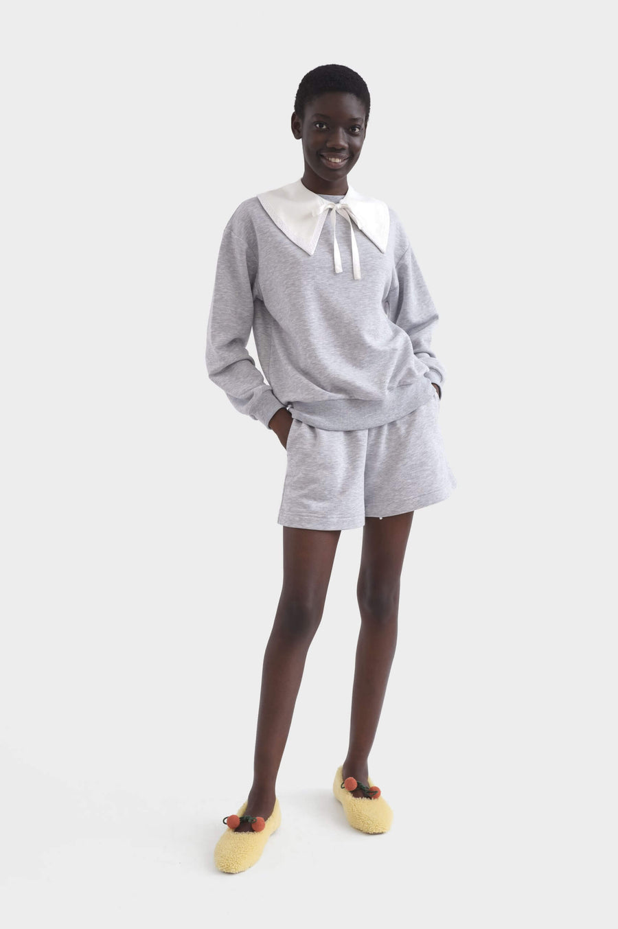 Diana Athpleasure Sweatsuit With Shorts Grey